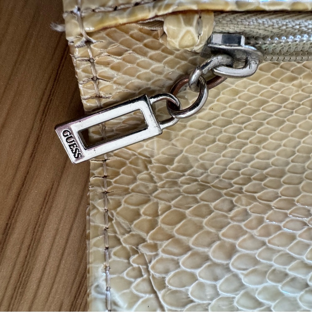 GUESS Leopard Print Wallet - Picture 5 of 10